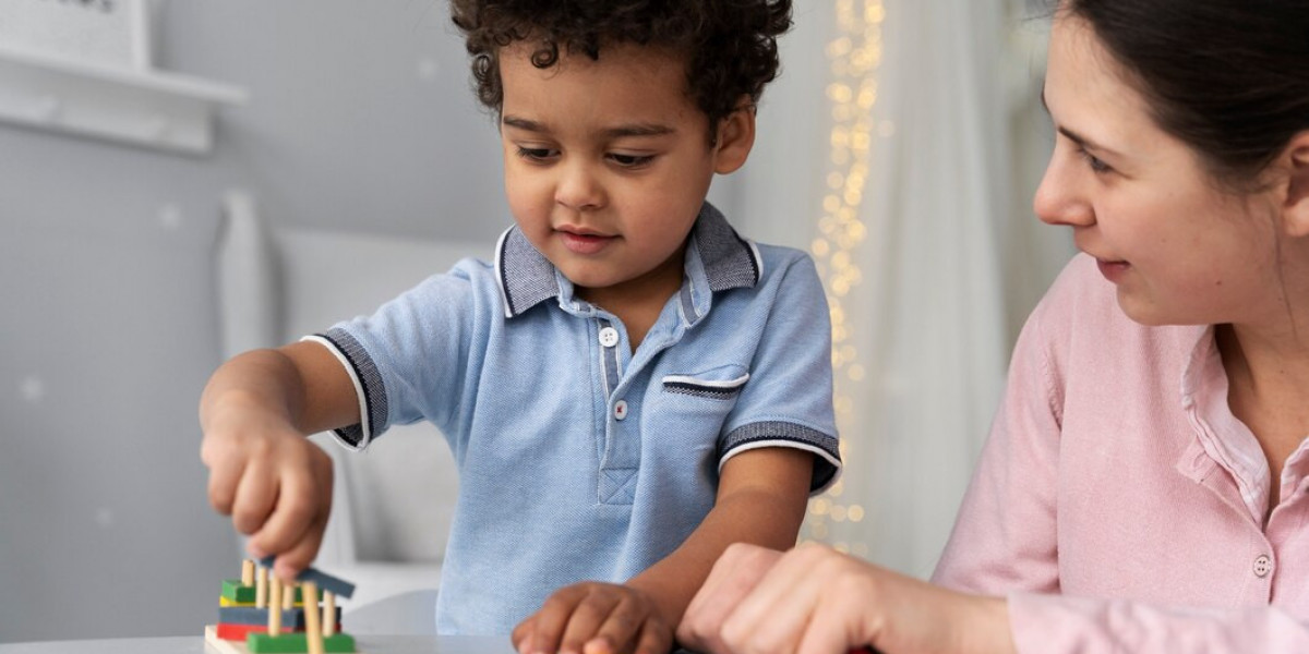 How Can Parents and Therapists Best Collaborate for Effective Autism Therapy?