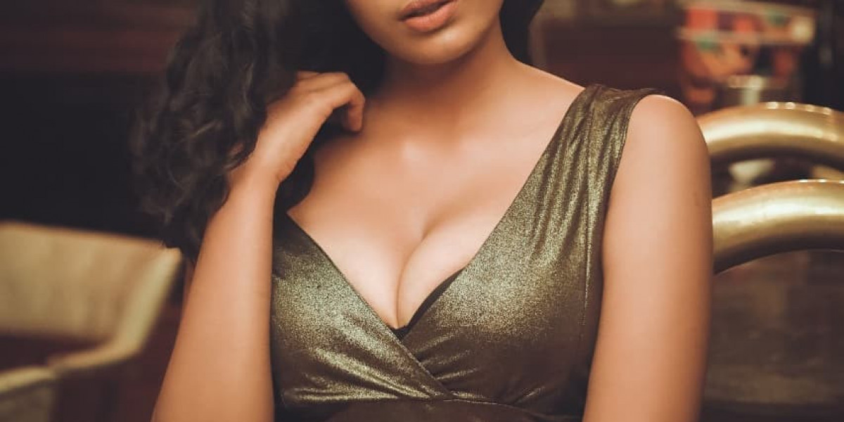 Independent Escort Dubai	+971585792090