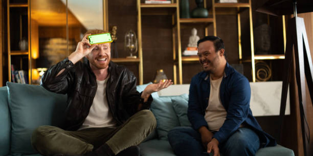 The Thrill of the Unknown: Exploring Free Random Chat on TalkWithStranger.com