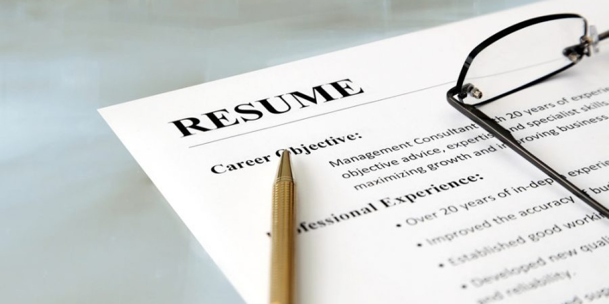 Maximize Your Job Opportunities with a Resume Service