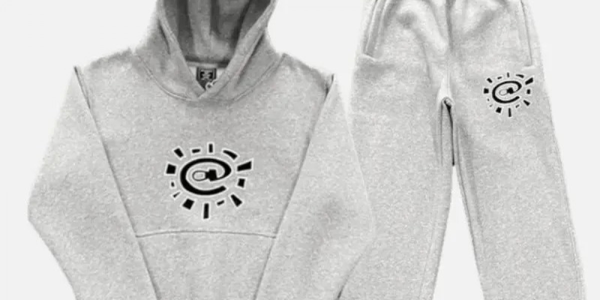 New Year Discounts Change Sp5der Tracksuit Market