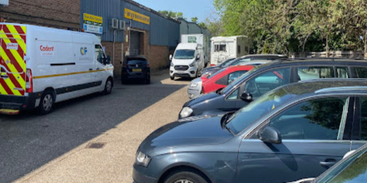 Boxer Motor Company Ltd | Established in 1982 and Trusted by Maidenhead Drivers for Generations